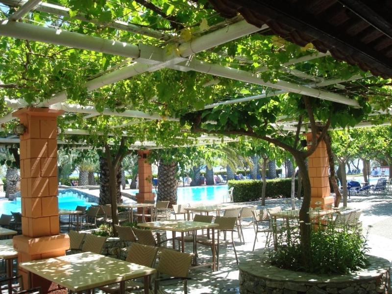 Mare Monte Beach Hotel Georgioupoli Ngoại thất bức ảnh